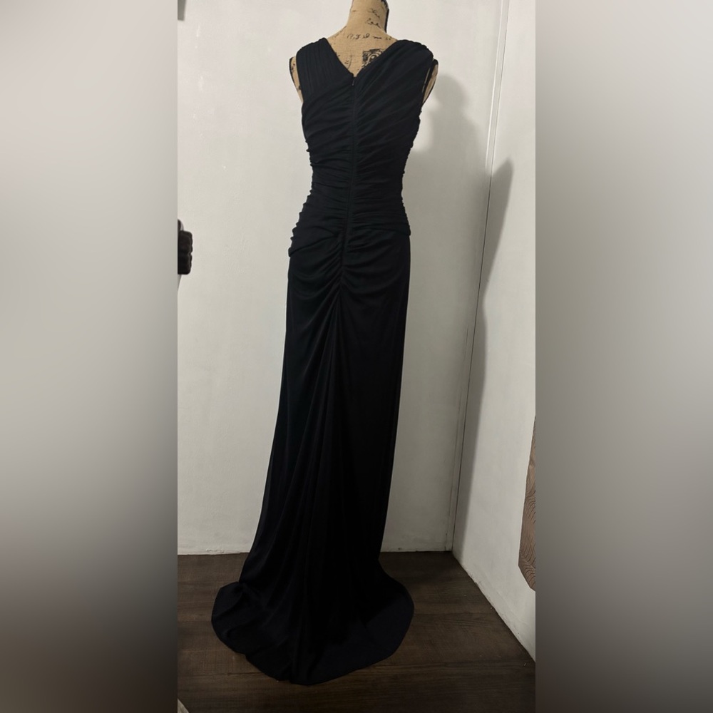 ADRIANA PAPELL Navy Blue Ruched Formal Length Evening Gown W/Broach Size 10. - Picture 6 of 10